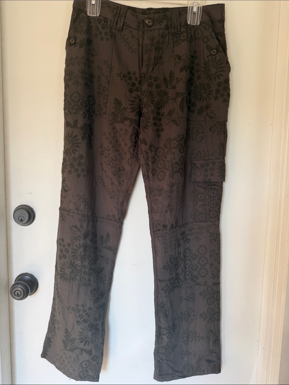 Sundance AMARIS Embroidered Cargo Pants 2